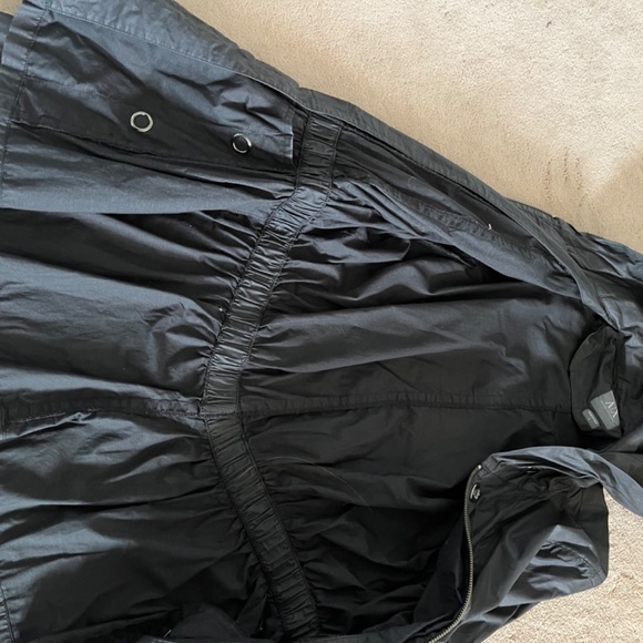 Black water resistant Armani exchange raincoat - Picture 4 of 4